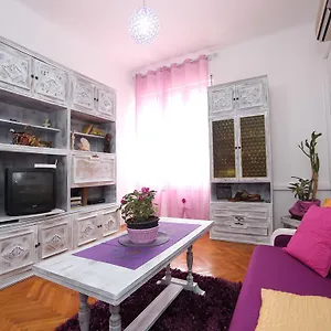 https://apartment-liatris.splithotels.org