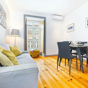 https://whome-downtown-family-apartment.hotels-lisbon-portugal.com