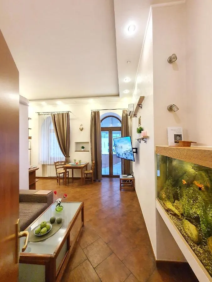 Inn Home Apartments - Pechersk Area Kyiv