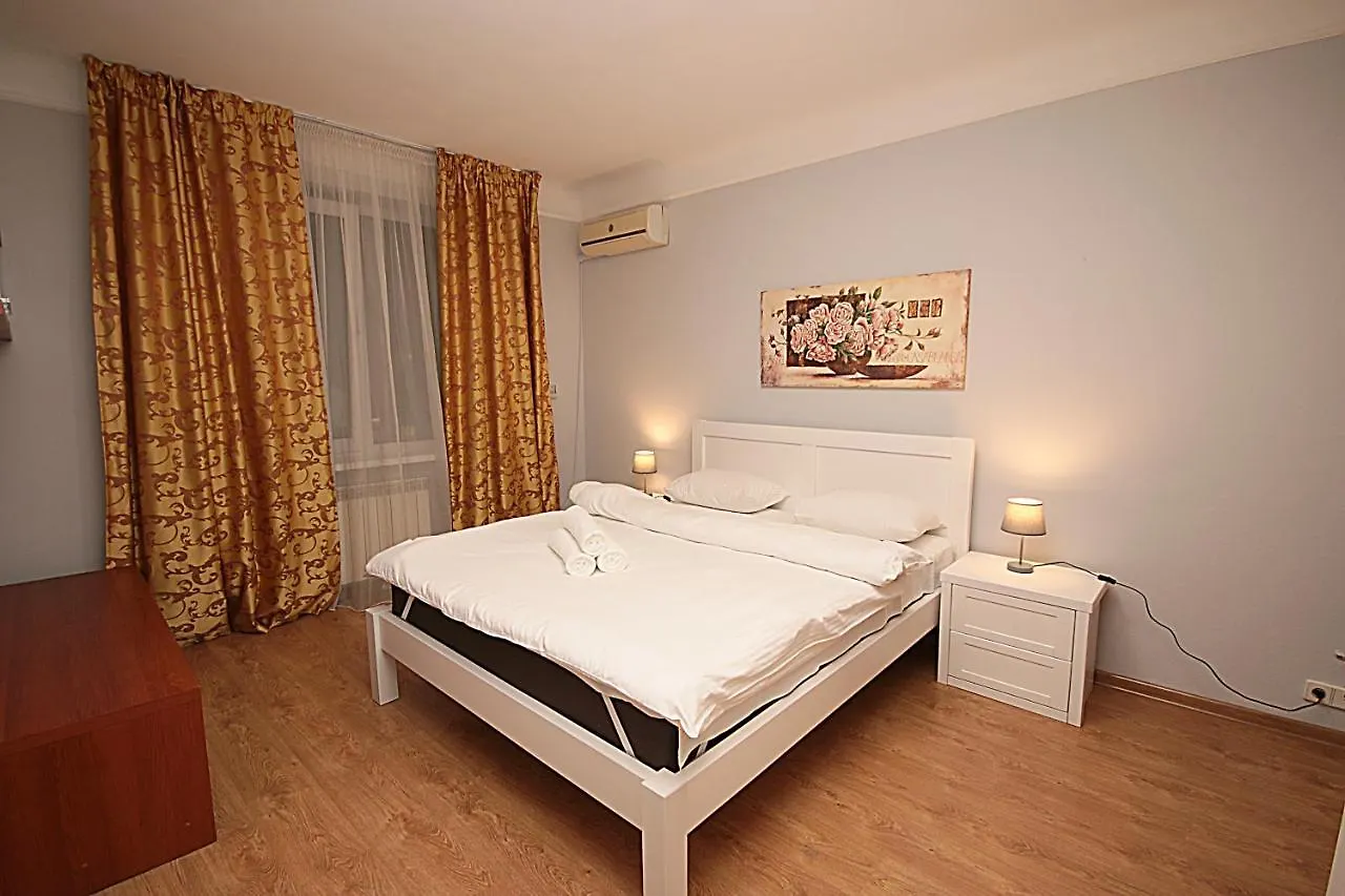 Inn Home Apartments - Pechersk Area Kyiv