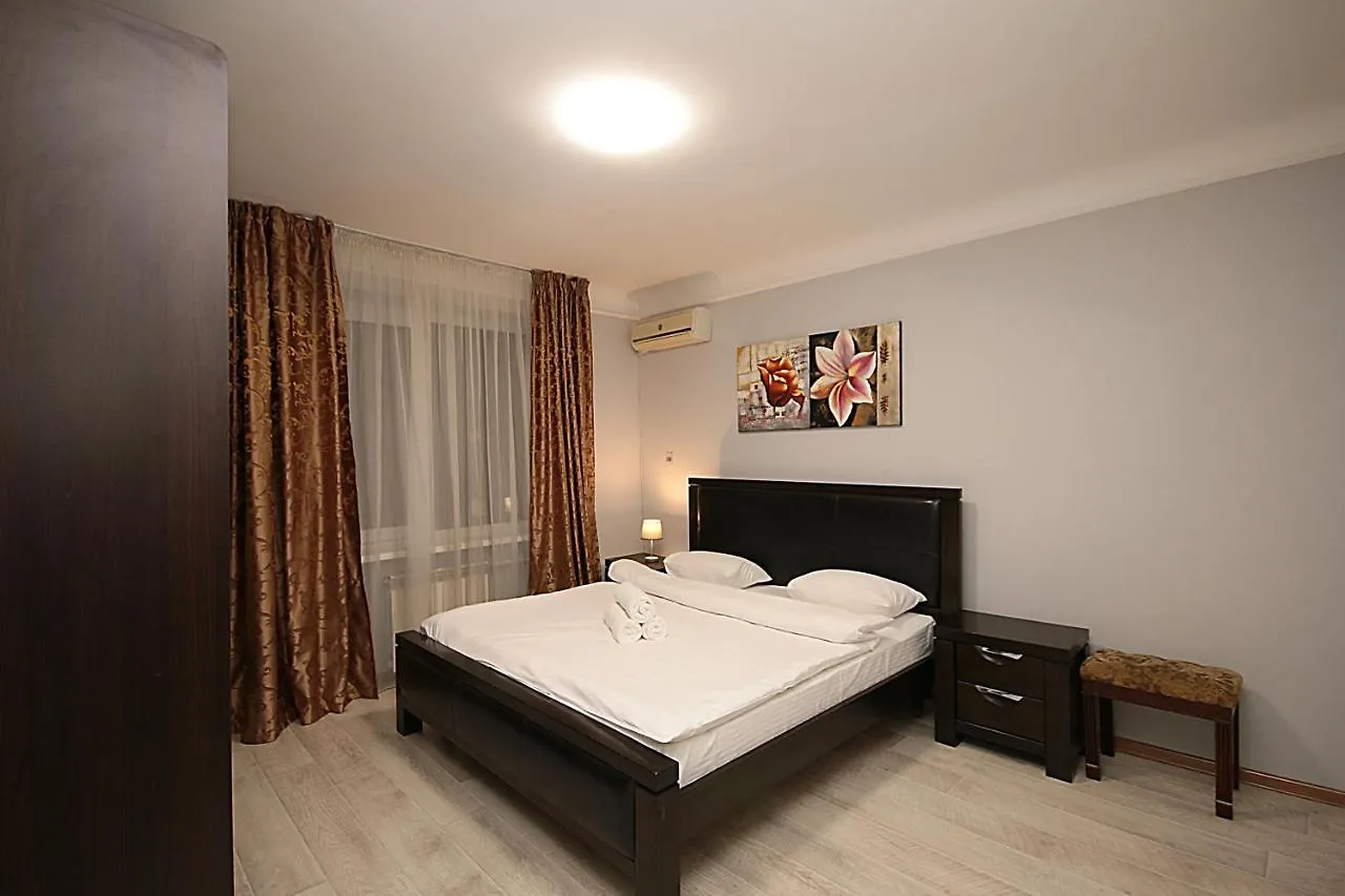 Inn Home Apartments - Pechersk Area Kyiv 0*,  Ukraine